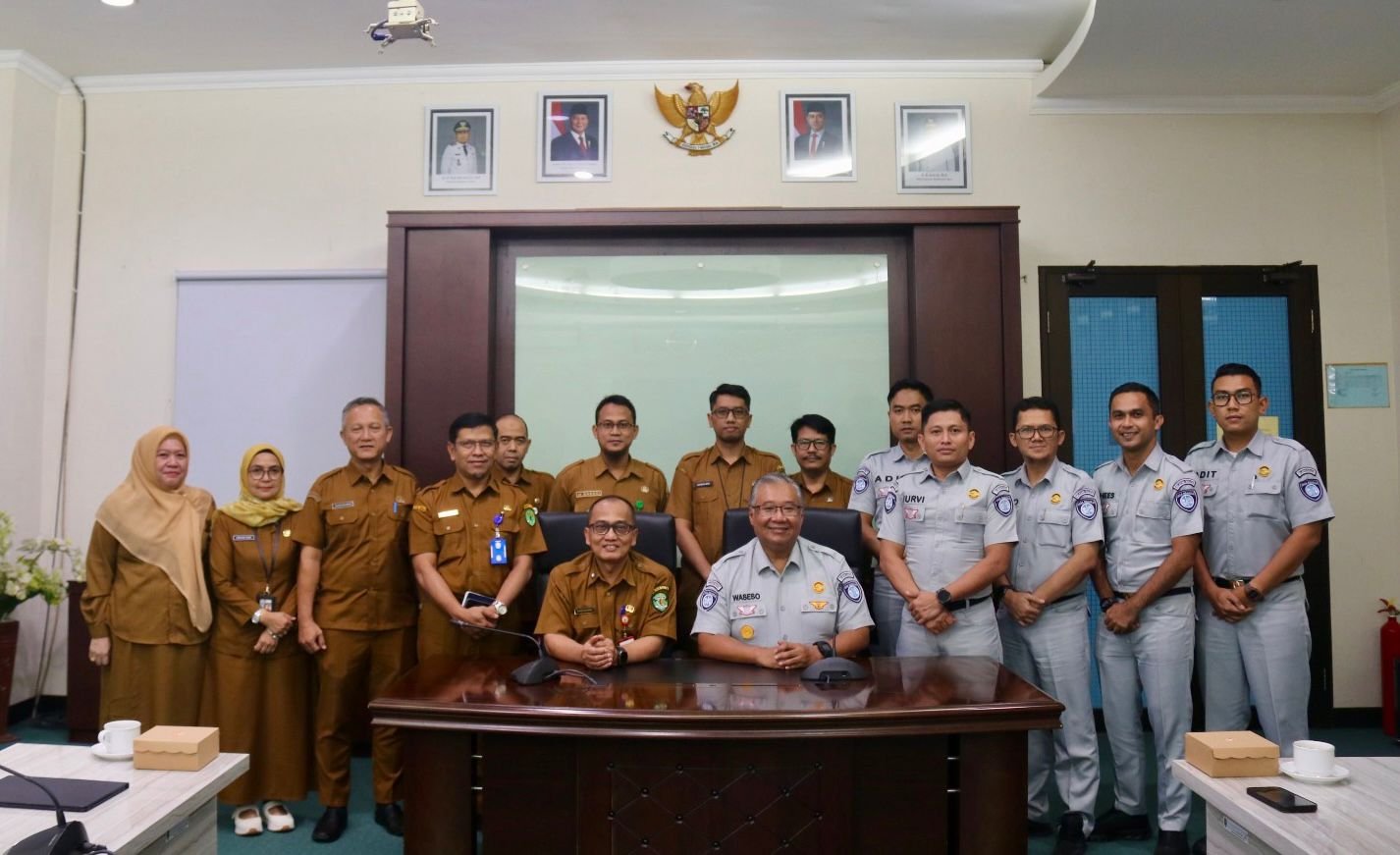 Perkuat Sinergi Antarinstansi, Jasa Raharja Kaltim dan Bapenda Kaltim Bahas Strategi Peningkatan Kepatuhan Masyarakat Perkuat Sinergi Antarinstansi, Jasa Raharja Kaltim dan Bapenda Kaltim Bahas Strategi Peningkatan Kepatuhan Masyarakat