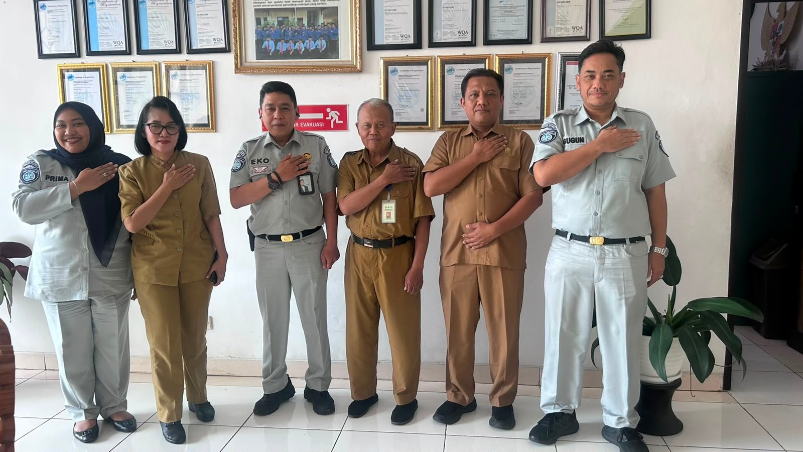 Jasa Raharja D.I. Yogyakarta Perkuat Sinergi dengan Polres dan KPPD Gunungkidul untuk Tingkatkan Keselamatan Lalu Lintas dan Optimalisasi Pelayanan Samsat Jasa Raharja D.I. Yogyakarta Perkuat Sinergi dengan Polres dan KPPD Gunungkidul untuk Tingkatkan Keselamatan Lalu Lintas dan Optimalisasi Pelayanan Samsat