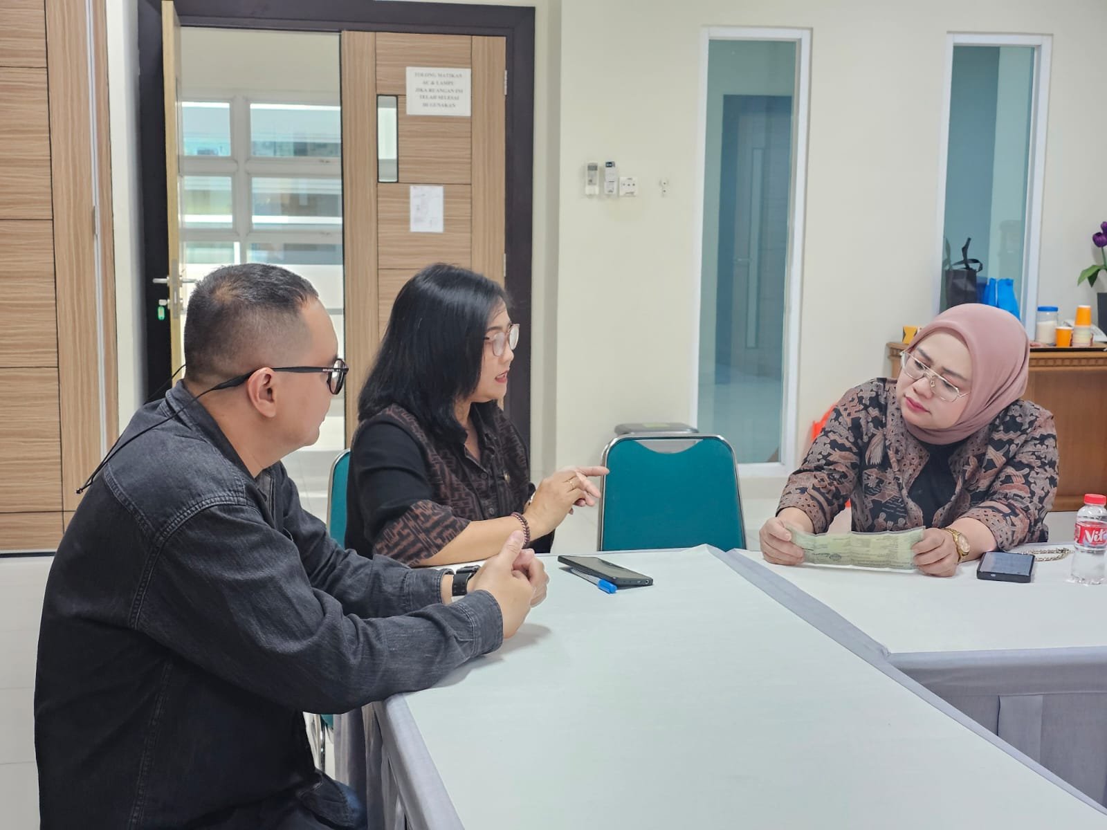 Optimalisasi Pelayanan Korban Kecelakaan melalui Evaluasi Bersama di RS Mitra Keluarga Bina Husada Optimalisasi Pelayanan Korban Kecelakaan melalui Evaluasi Bersama di RS Mitra Keluarga Bina Husada