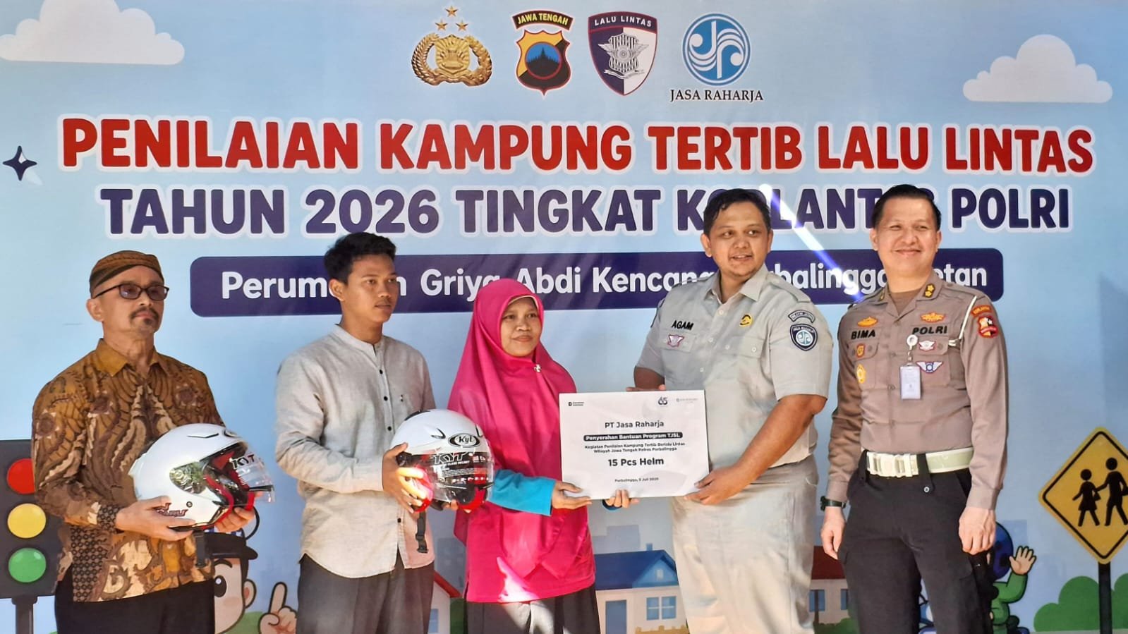 Jasa Raharja Dukung Penguatan Budaya Keselamatan melalui Kampung Tertib Lalu Lintas di Purbalingga Jasa Raharja Dukung Penguatan Budaya Keselamatan melalui Kampung Tertib Lalu Lintas di Purbalingga
