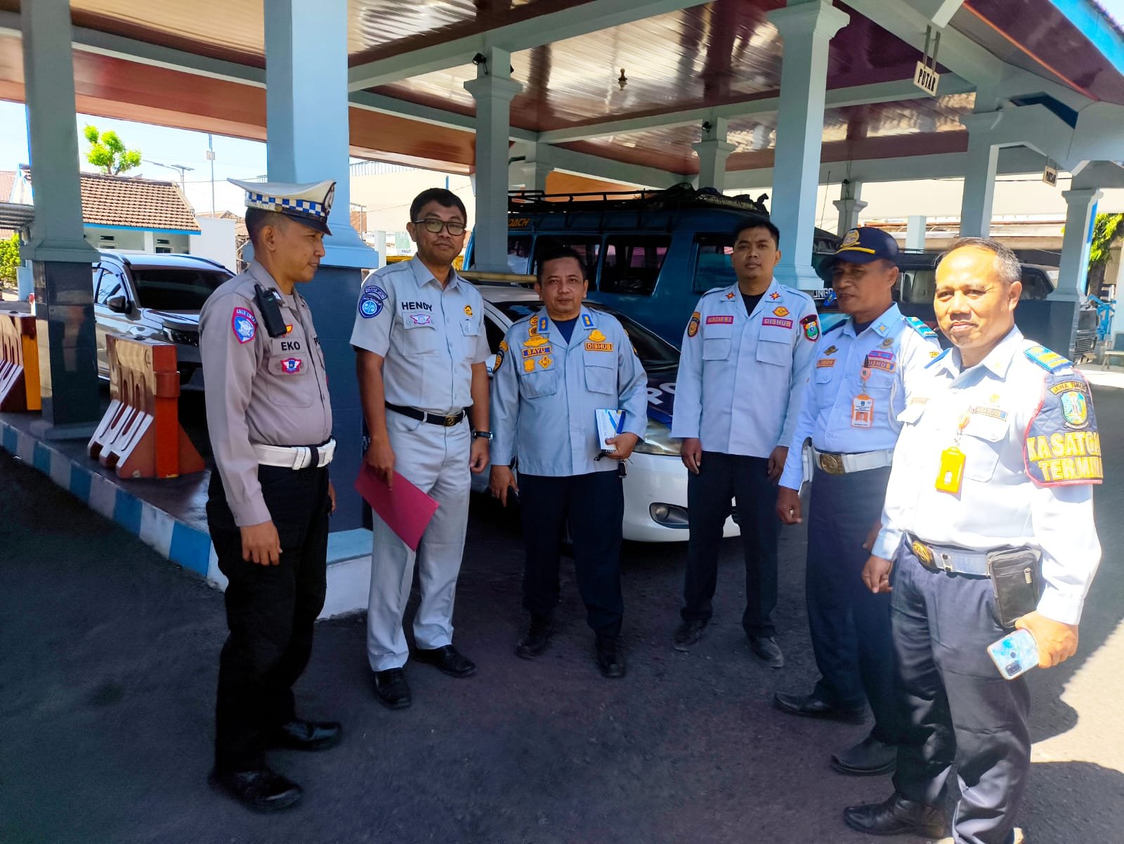 Tingkatkan Keselamatan Angkutan Umum, Dinas Perhubungan, Satlantas, dan Jasa Raharja Gelar Rampcheck Bersama di Terminal Bondowoso Tingkatkan Keselamatan Angkutan Umum, Dinas Perhubungan, Satlantas, dan Jasa Raharja Gelar Rampcheck Bersama di Terminal Bondowoso