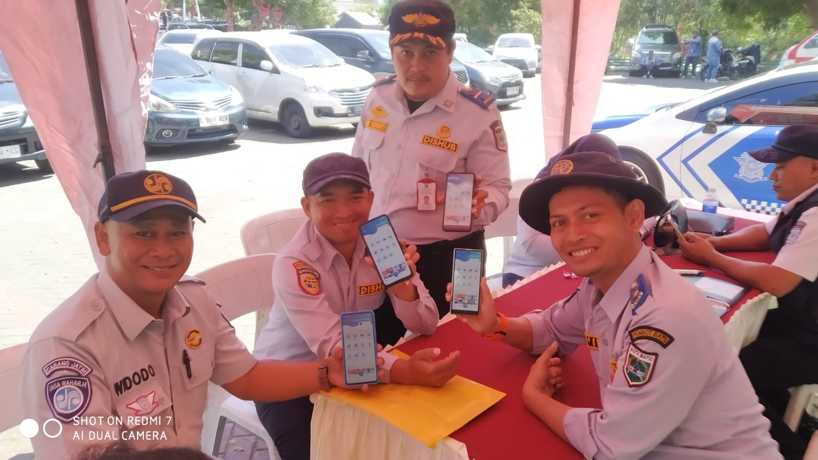 Perkuat Proteksi Wisatawan, Jasa Raharja Malang Gencarkan Edukasi Aplikasi JRku ke Awak Bus Wisata dan Dishub Kota Batu Perkuat Proteksi Wisatawan, Jasa Raharja Malang Gencarkan Edukasi Aplikasi JRku ke Awak Bus Wisata dan Dishub Kota Batu