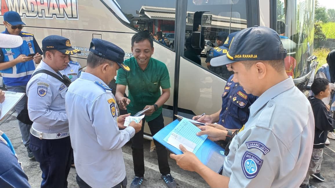 Tingkatkan Keselamatan Jalur Bebas Hambatan, Jasa Raharja Malang Gelar Ramp Check Terpadu di Rest Area Travoy 84 A Tol Pandaan – Malang Tingkatkan Keselamatan Jalur Bebas Hambatan, Jasa Raharja Malang Gelar Ramp Check Terpadu di Rest Area Travoy 84 A Tol Pandaan – Malang