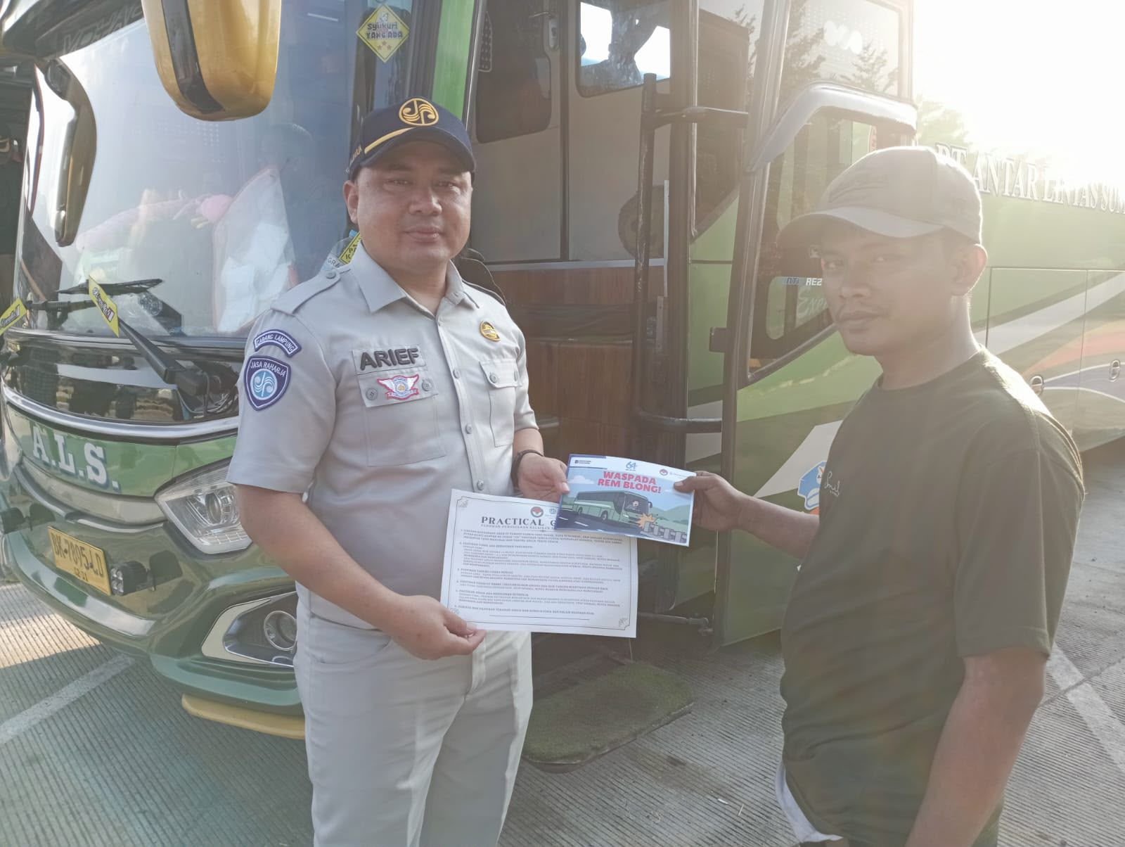 Rampcheck di Rest Area KM 20B, Jasa Raharja Perkuat Keselamatan Angkutan Umum Selama Libur Sekolah Rampcheck di Rest Area KM 20B, Jasa Raharja Perkuat Keselamatan Angkutan Umum Selama Libur Sekolah