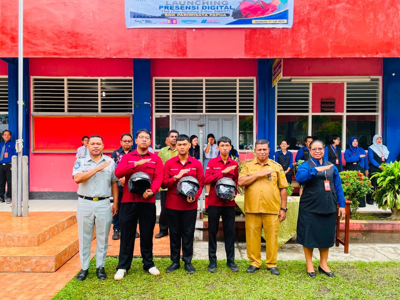 Jasa Raharja Papua Gelar PPKL di SMK Pariwisata Papua, Edukasi Siswa Baru tentang Keselamatan Berkendara dan Peran Jasa Raharja Jasa Raharja Papua Gelar PPKL di SMK Pariwisata Papua, Edukasi Siswa Baru tentang Keselamatan Berkendara dan Peran Jasa Raharja