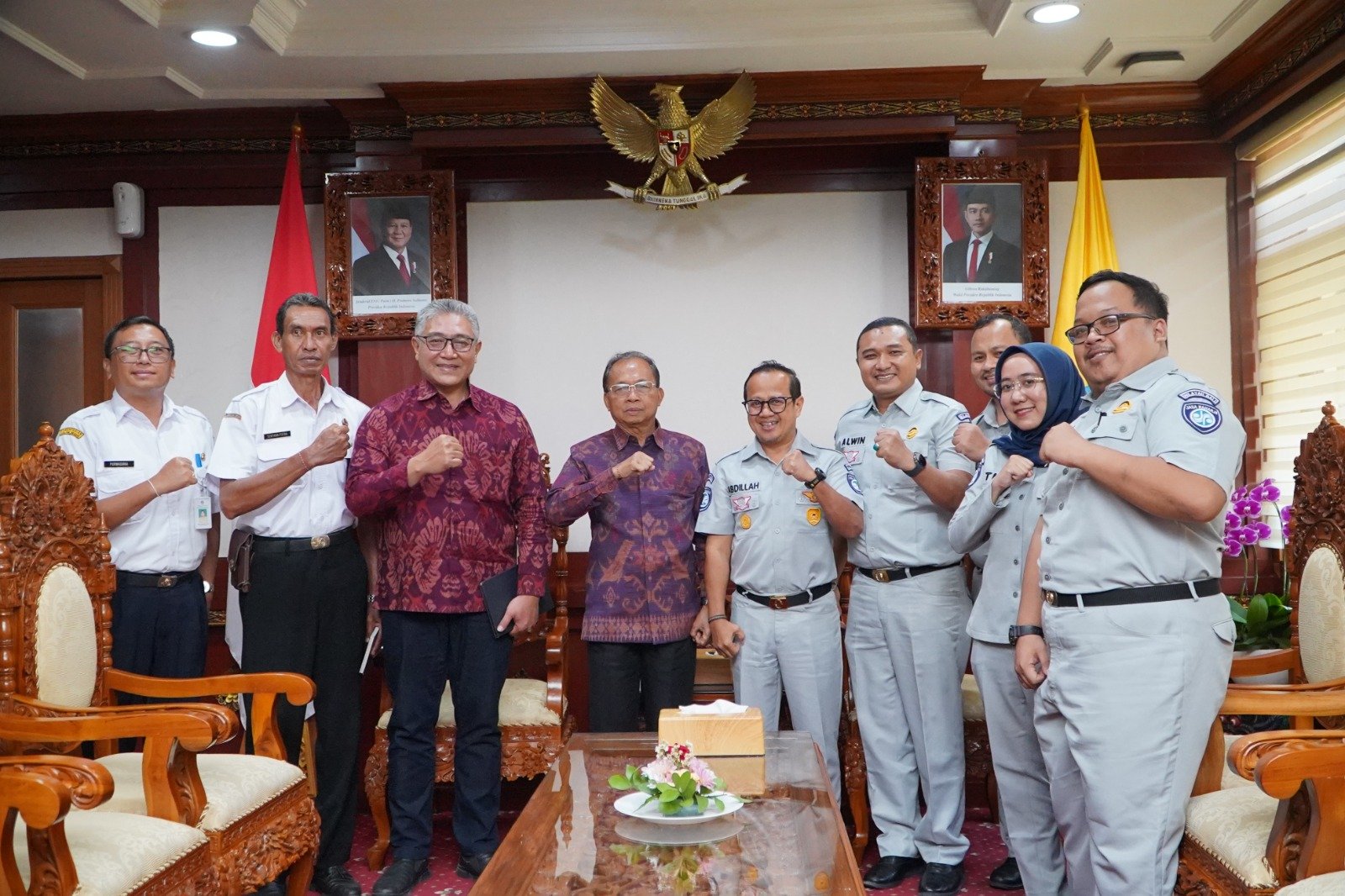 Perkuat Sinergi Peningkatan Kepatuhan PKB, PT Jasa Raharja (Persero) Wilayah Bali Silaturahmi dengan Gubernur Bali Perkuat Sinergi Peningkatan Kepatuhan PKB, PT Jasa Raharja (Persero) Wilayah Bali Silaturahmi dengan Gubernur Bali