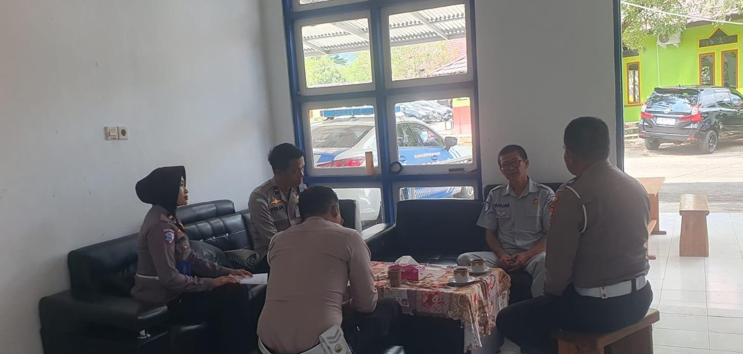 Perkuat Sinergi Pelayanan, Jasa Raharja Lebong Jalin Silaturahmi dengan Polres Lebong Perkuat Sinergi Pelayanan, Jasa Raharja Lebong Jalin Silaturahmi dengan Polres Lebong