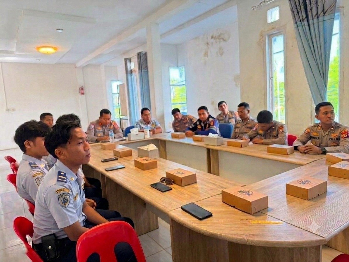 Tingkatkan Keselamatan Jalan, Forum LLAJ Gelar Rapat Koordinasi di Satlantas Polres Nunukan Tingkatkan Keselamatan Jalan, Forum LLAJ Gelar Rapat Koordinasi di Satlantas Polres Nunukan
