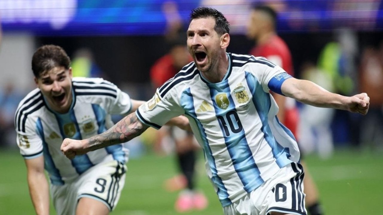 Messi Bersinar, Argentina Singkirkan Mesir 3-2 dan Lolos ke Perempat Final Messi Bersinar, Argentina Singkirkan Mesir 3-2 dan Lolos ke Perempat Final