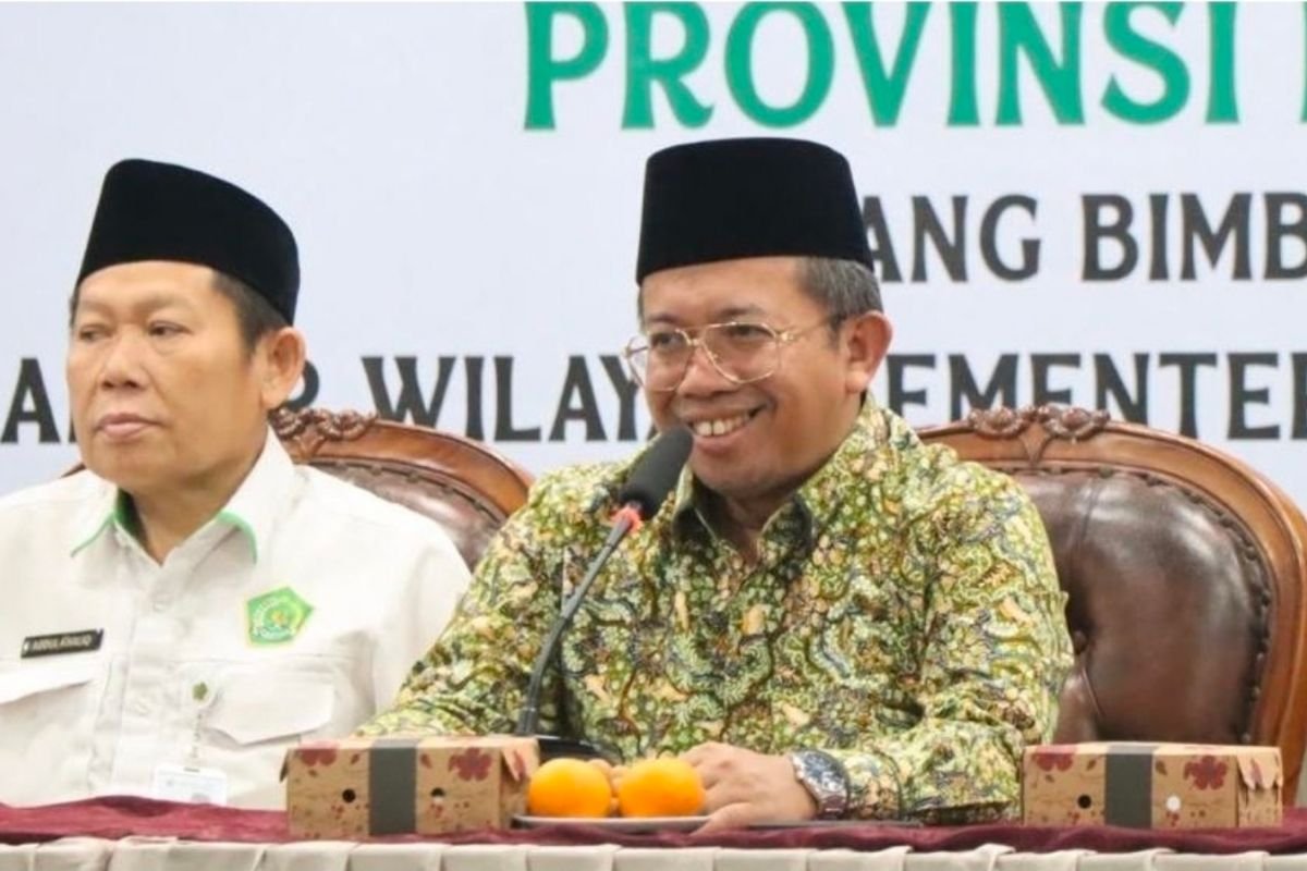 Kemenag Dorong Penyuluh Agama Jadi Fact Checker di Era AI Kemenag Dorong Penyuluh Agama Jadi Fact Checker di Era AI