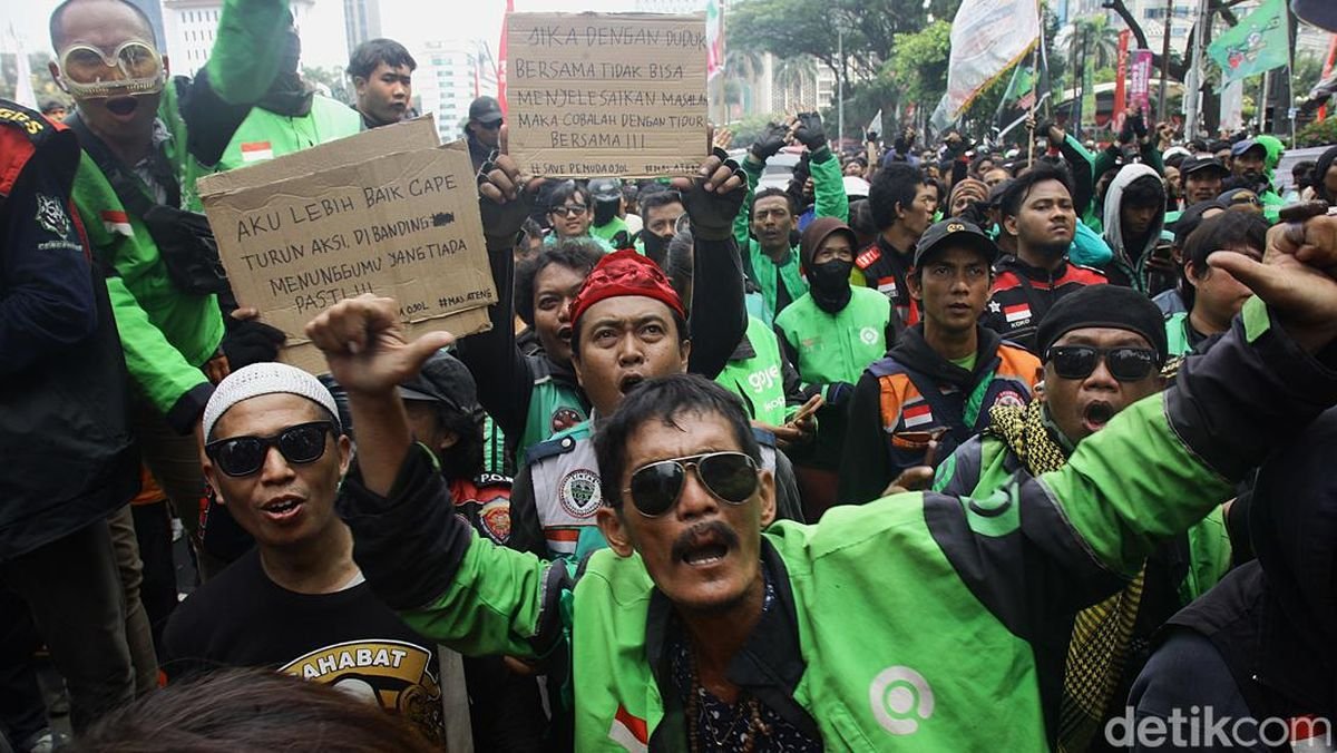 Perpres Ojol Tetapkan Pengemudi sebagai Pengusaha Mikro, Ini Tujuan Pemerintah Perpres Ojol Tetapkan Pengemudi sebagai Pengusaha Mikro, Ini Tujuan Pemerintah