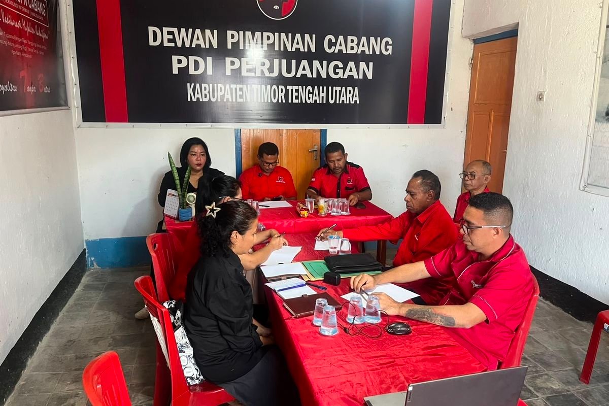 PDIP Tunda Sanksi Veronika Lake, Tunggu Hasil Penyelidikan Polisi PDIP Tunda Sanksi Veronika Lake, Tunggu Hasil Penyelidikan Polisi