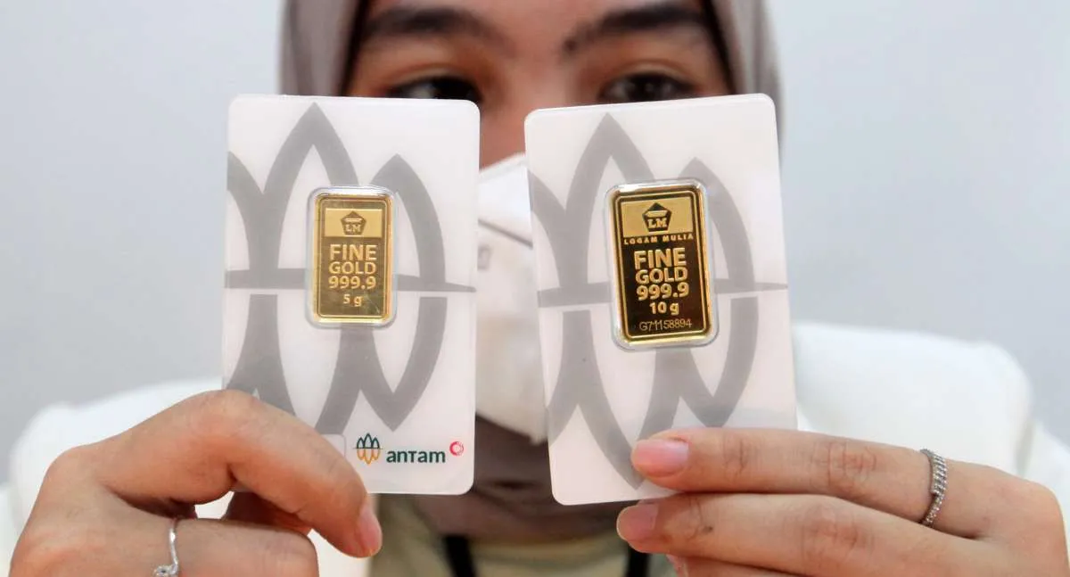Update Harga Emas Antam 7 Juli 2026, Buyback Ikut Melemah Update Harga Emas Antam 7 Juli 2026, Buyback Ikut Melemah