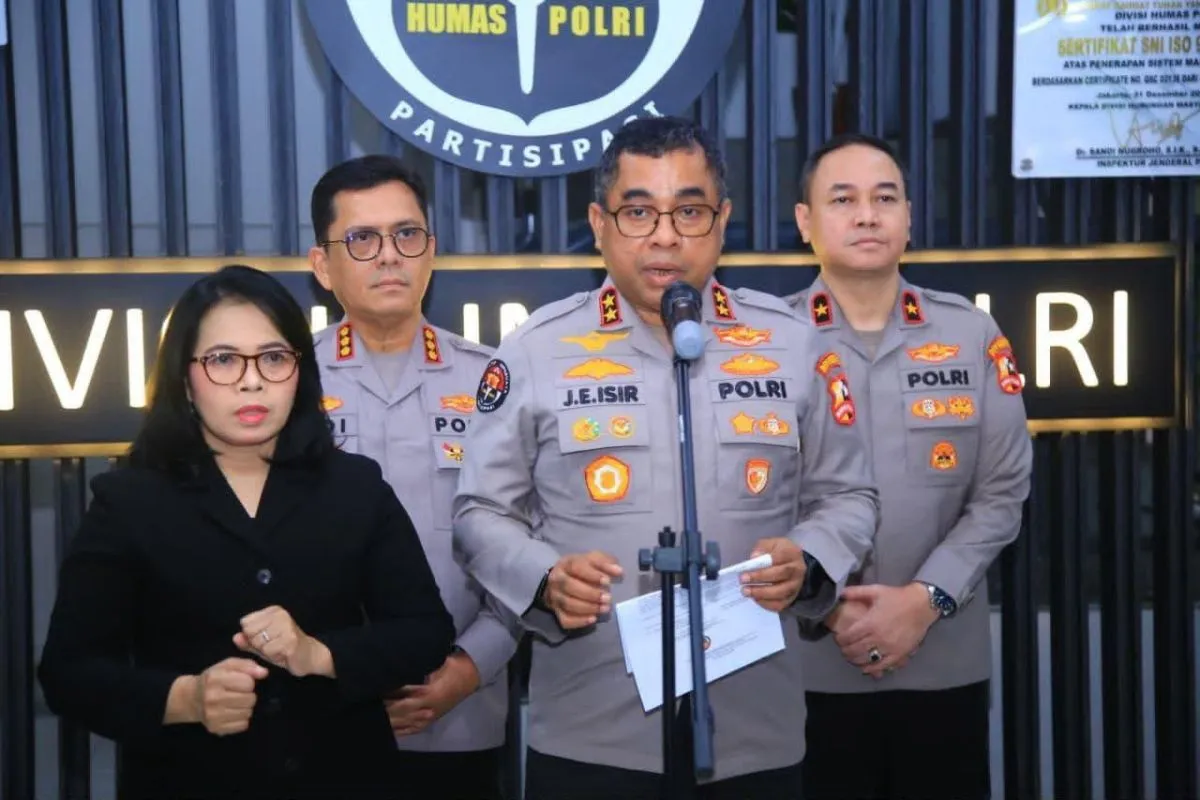 SuperApp Polri Hadirkan Layanan Darurat 110 untuk Percepat Respons Masyarakat SuperApp Polri Hadirkan Layanan Darurat 110 untuk Percepat Respons Masyarakat