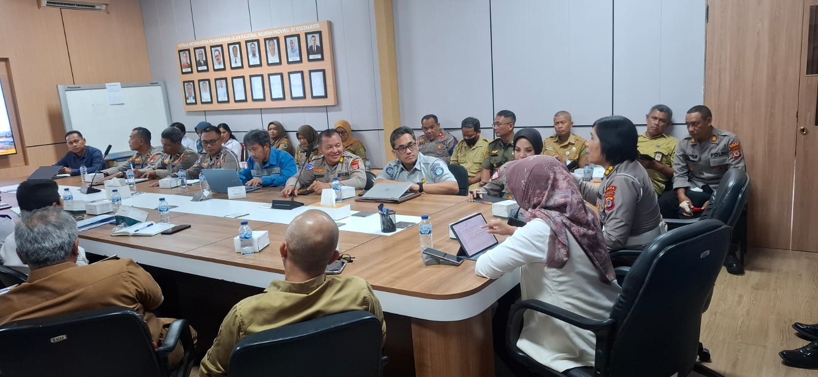 Menjaga Setiap Perjalanan, Jasa Raharja Perkuat Koordinasi Keselamatan di Kelok 23