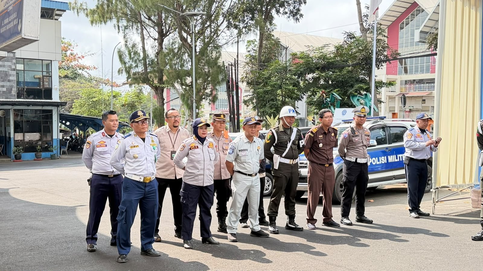 Operasi Bersama Digelar di Kota Batu untuk Perkuat Keselamatan dan Ketertiban Lalu Lintas Operasi Bersama Digelar di Kota Batu untuk Perkuat Keselamatan dan Ketertiban Lalu Lintas