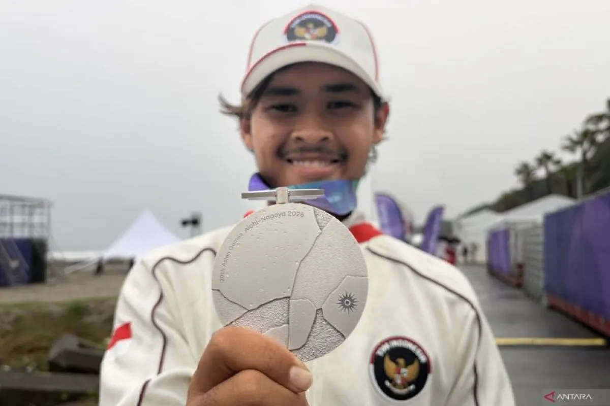 I Made Pajar Ariyana Raih Medali Perak Surfing Asian Games 2026
