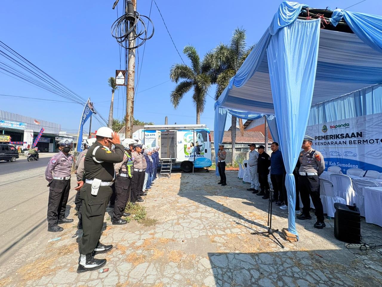 Jasa Raharja Kanwil Utama Jawa Barat Dukung Operasi Gabungan Pajak Kendaraan Bermotor di Cimalaka Kabupaten Sumedang