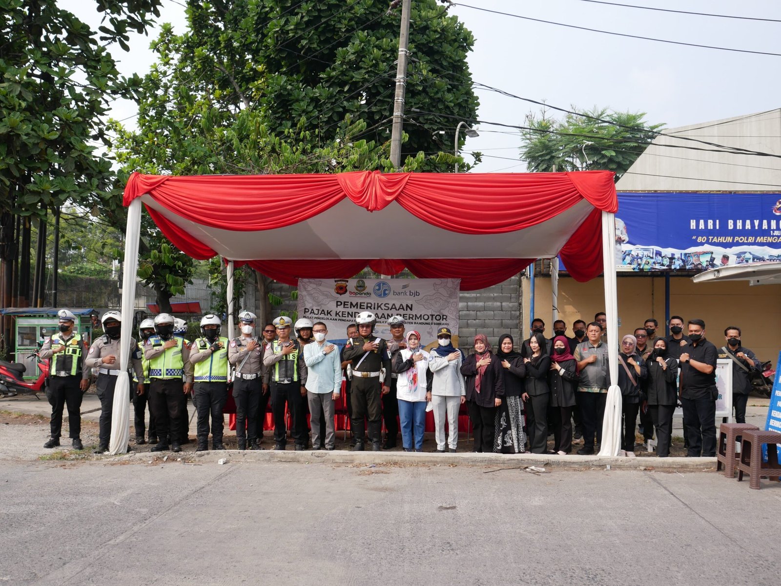 Jasa Raharja Bersama Tim Pembina Samsat Kabupaten Bandung II Soreang Gelar Operasi Gabungan di Area PT. Venamon Katapang Kabupaten Bandung