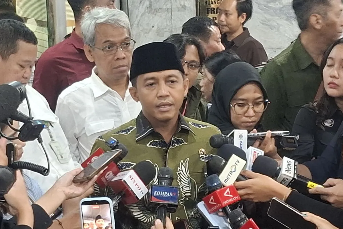 Menhut Bekukan Izin 26 Perusahaan Terkait Kebakaran Hutan dan Lahan Menhut Bekukan Izin 26 Perusahaan Terkait Kebakaran Hutan dan Lahan