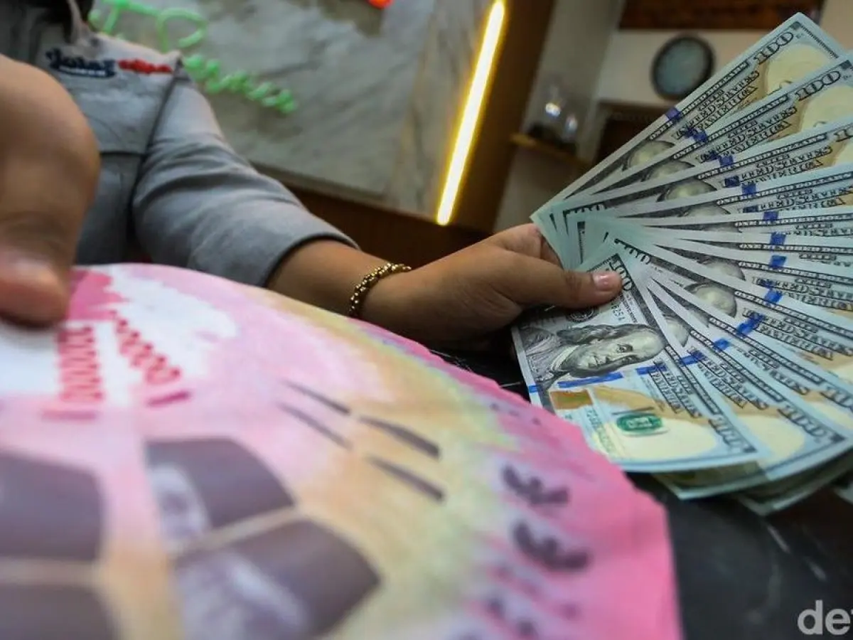 Rupiah Melemah ke Rp17.783 per Dolar AS pada Pembukaan Senin Rupiah Melemah ke Rp17.783 per Dolar AS pada Pembukaan Senin