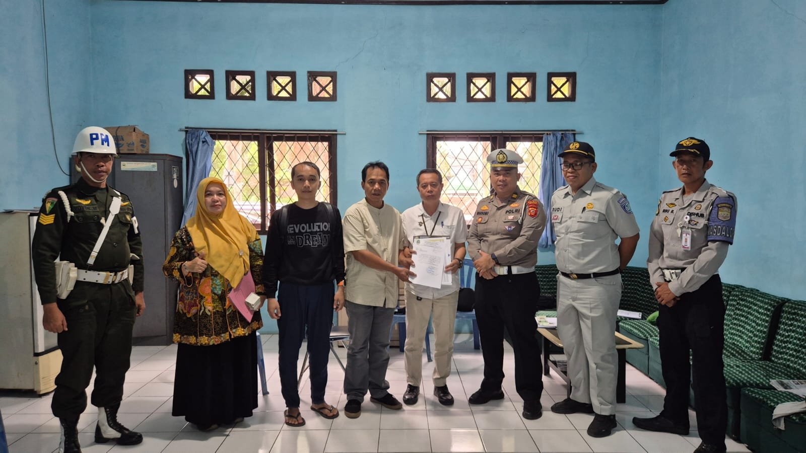 PT Jasa Raharja Cabang Tasikmalaya Bersama Tim Pembina Samsat Laksanakan Operasi Khusus ke Kopja Sonya Wahana Cakti Kabupaten Ciamis PT Jasa Raharja Cabang Tasikmalaya Bersama Tim Pembina Samsat Laksanakan Operasi Khusus ke Kopja Sonya Wahana Cakti Kabupaten Ciamis