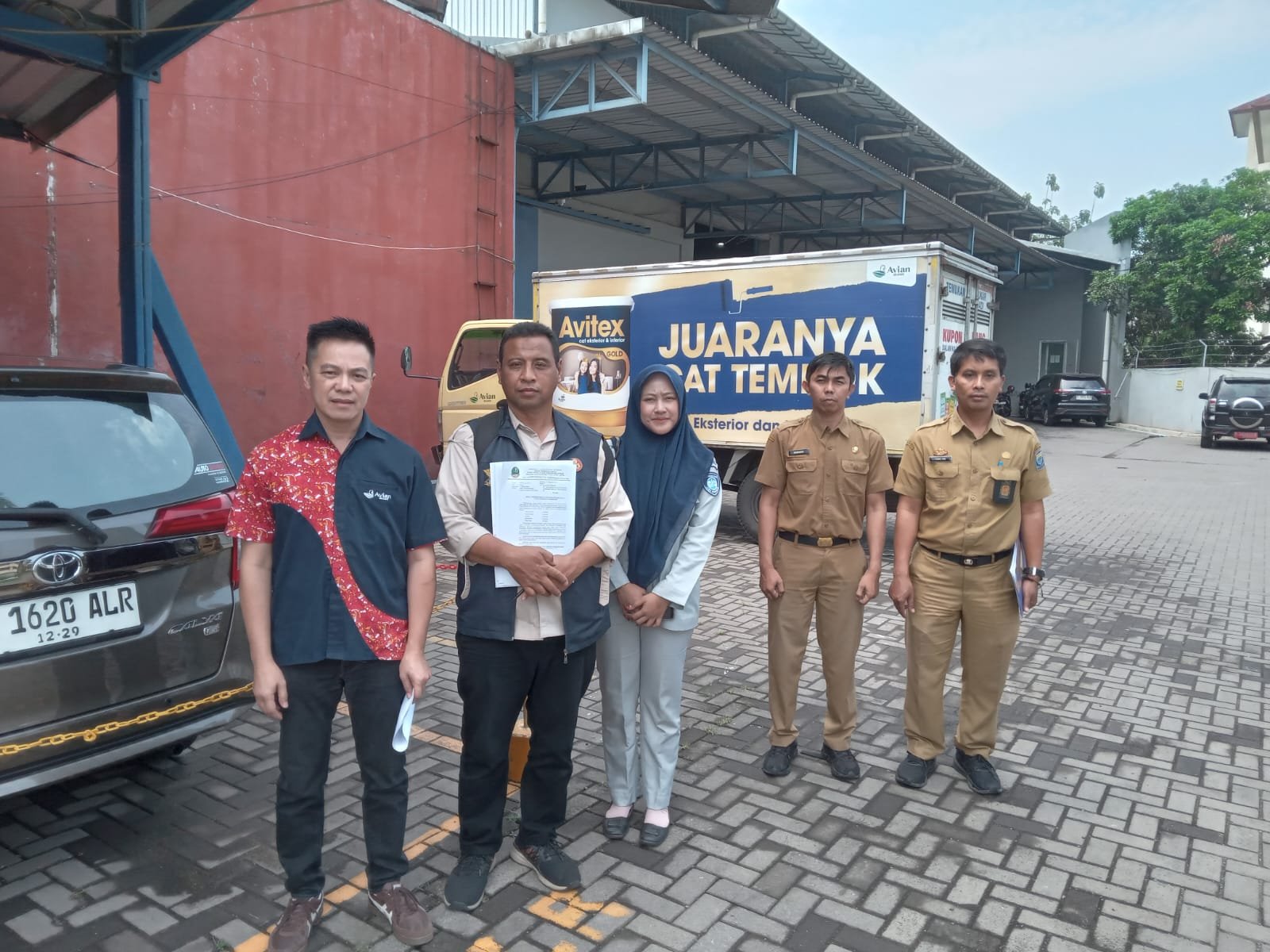 Jasa Raharja Bandung Bersama Tim Pembina Samsat Soekarno Hatta Gelar Operasi Khusus Samsat Jasa Raharja Bandung Bersama Tim Pembina Samsat Soekarno Hatta Gelar Operasi Khusus Samsat