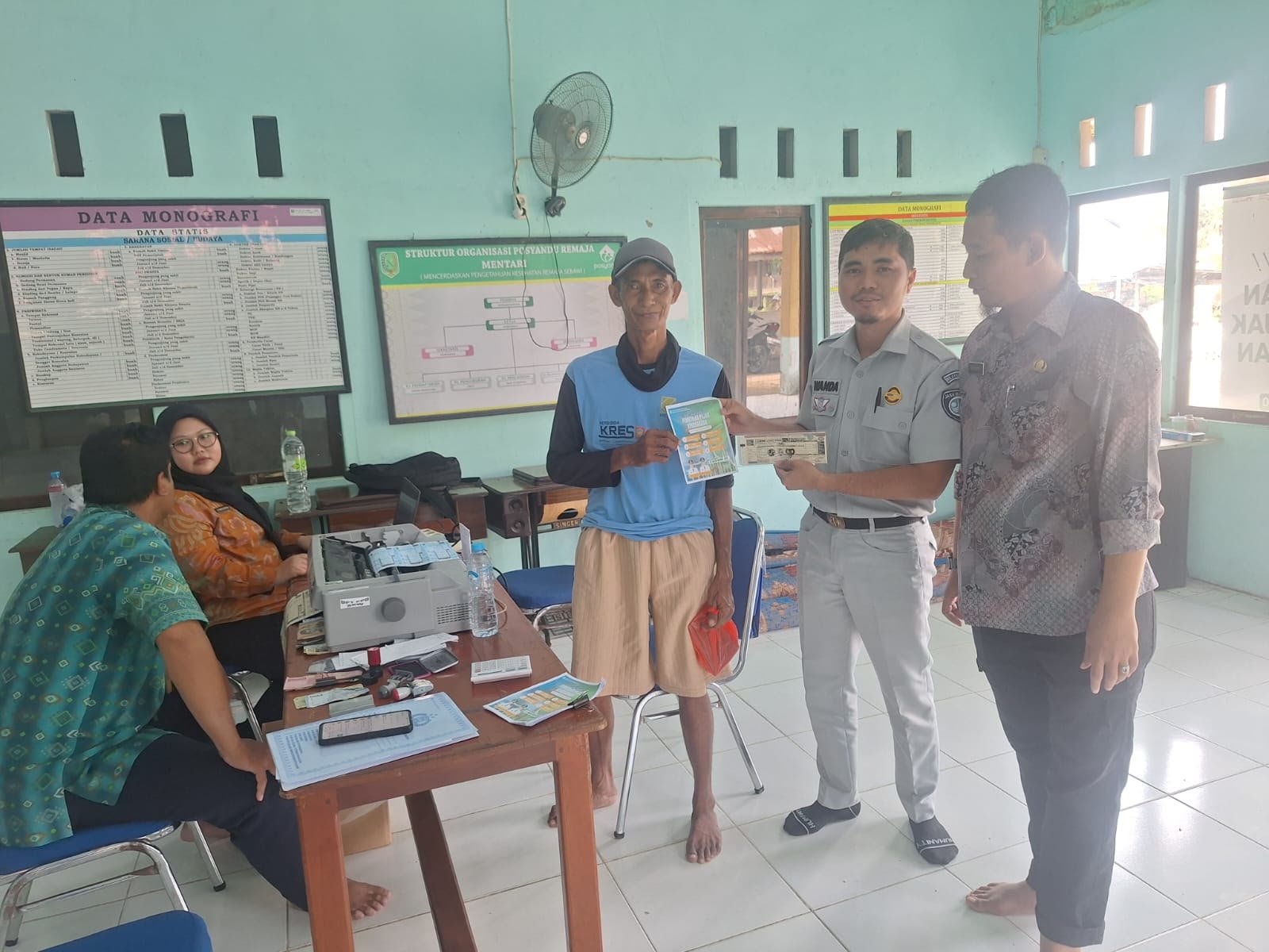 Jasa Raharja Singkawang Dukung Samsat Gokatan, Perluas Akses Pelayanan bagi Masyarakat Sebawi Jasa Raharja Singkawang Dukung Samsat Gokatan, Perluas Akses Pelayanan bagi Masyarakat Sebawi