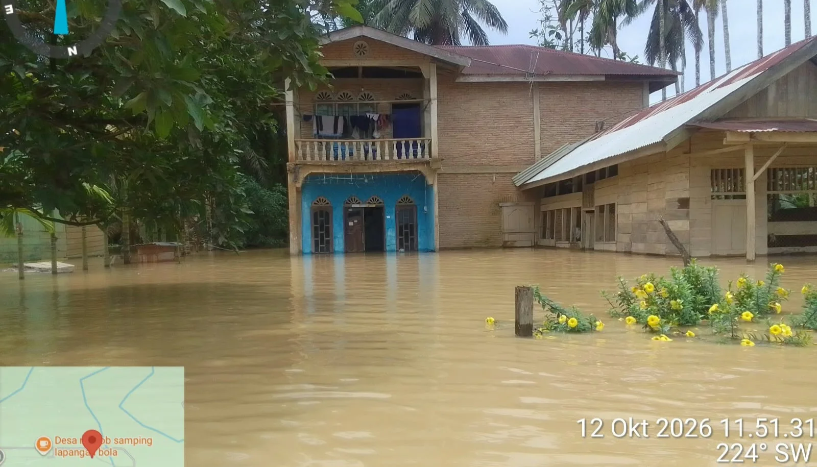 Banjir Aceh Tamiang Rendam Permukiman dan Lahan Pertanian, Petugas Lakukan Evakuasi Banjir Aceh Tamiang Rendam Permukiman dan Lahan Pertanian, Petugas Lakukan Evakuasi