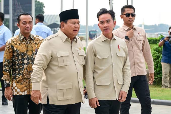 Pemerintah Klaim Investasi Rp 3.923 Triliun dalam Dua Tahun, Serap 5,48 Juta Tenaga Kerja Pemerintah Klaim Investasi Rp 3.923 Triliun dalam Dua Tahun, Serap 5,48 Juta Tenaga Kerja