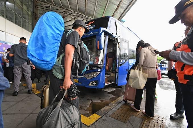 Pendaftaran Mudik Gratis Kemenhub Dibuka 12 Desember, Tersedia 10 Kota Tujuan Pendaftaran Mudik Gratis Kemenhub Dibuka 12 Desember, Tersedia 10 Kota Tujuan