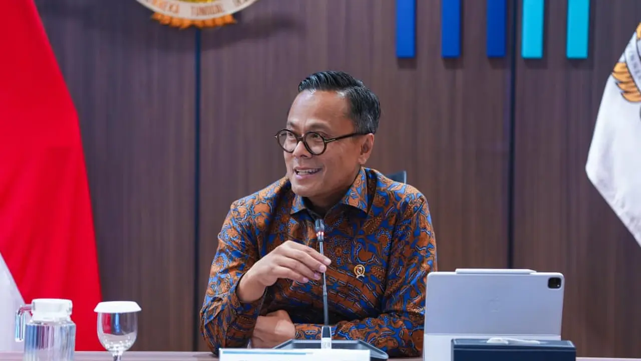 Restrukturisasi Ratusan BUMN Berlanjut, Danantara Jamin Karyawan Tetap Bekerja Restrukturisasi Ratusan BUMN Berlanjut, Danantara Jamin Karyawan Tetap Bekerja