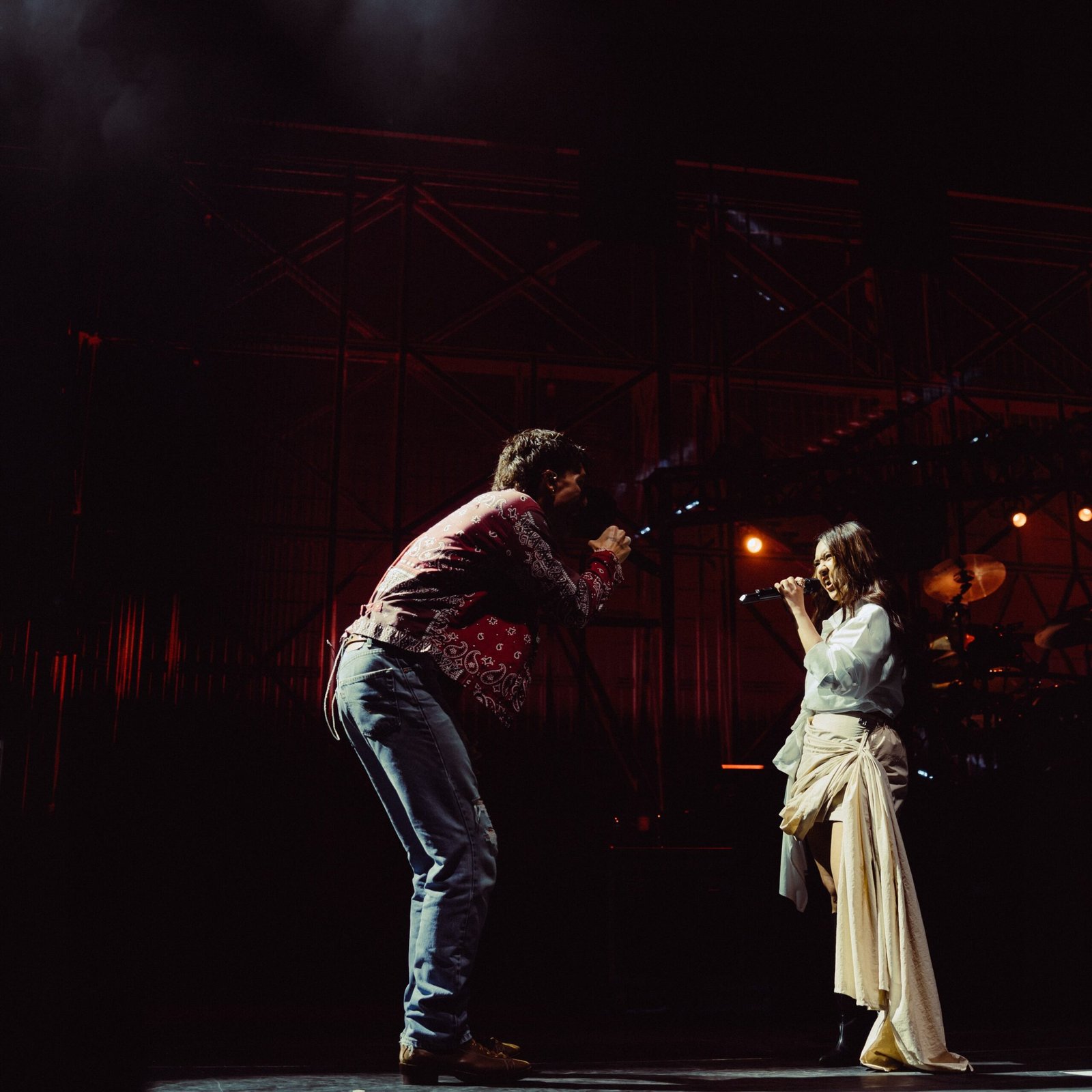 Ziva Magnolya Duet dengan LANY di Jakarta, Penampilannya Ramai Dipuji Warganet Ziva Magnolya Duet dengan LANY di Jakarta, Penampilannya Ramai Dipuji Warganet