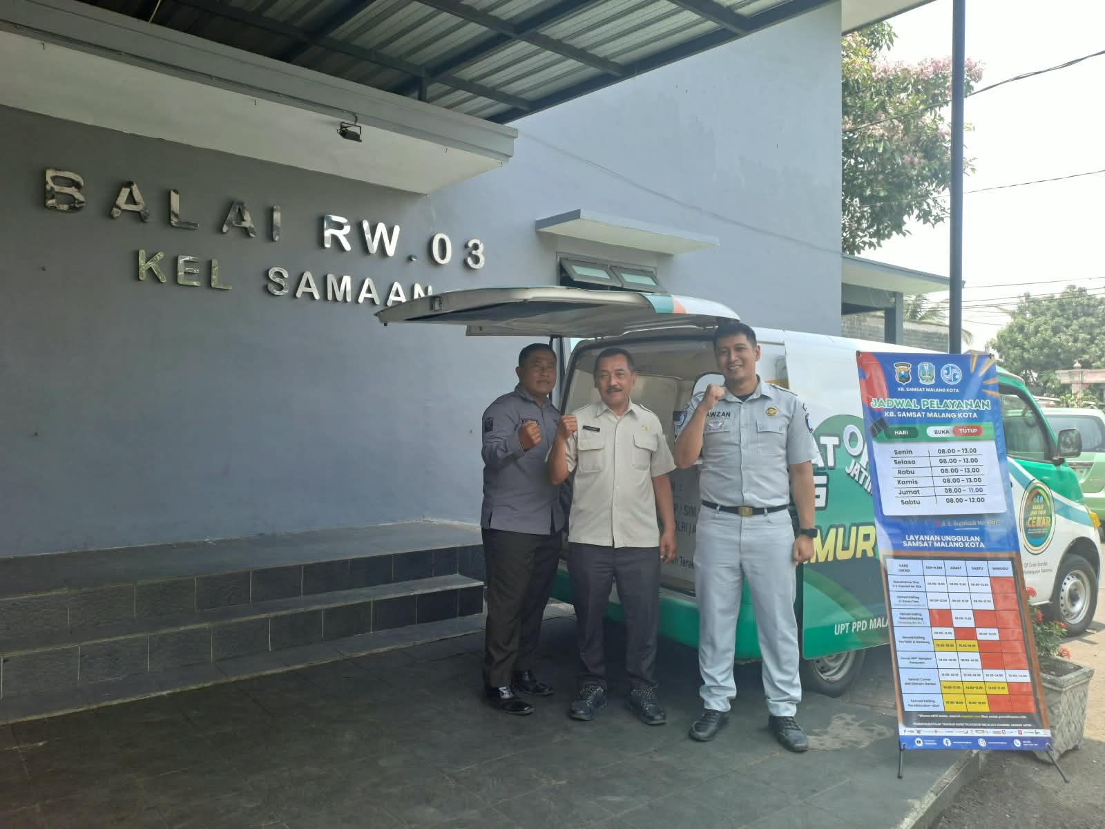Samsat Keris Layani Warga di Balai RW 03 Kelurahan Samaan Kota Malang