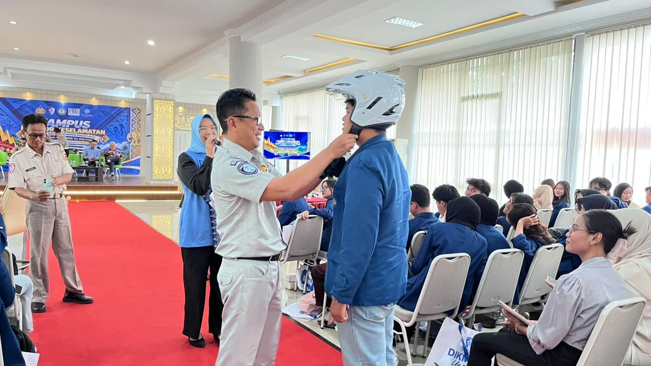 Libatkan 125 Mahasiswa Unila, Jasa Raharja Lampung Perkuat Edukasi Keselamatan Berlalu Lintas Libatkan 125 Mahasiswa Unila, Jasa Raharja Lampung Perkuat Edukasi Keselamatan Berlalu Lintas